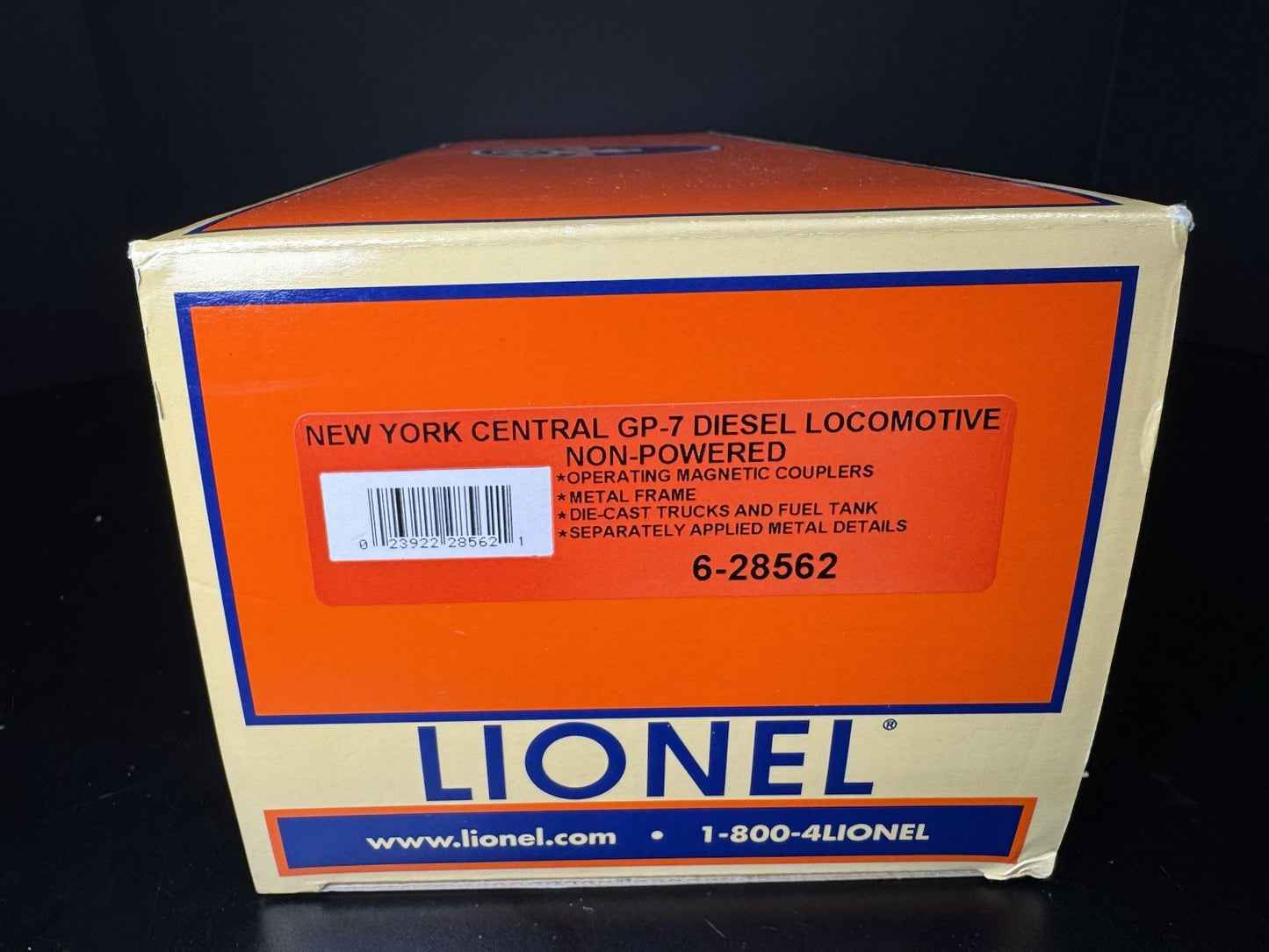 Lionel 6-28562 New York Central NYC GP-7 nonpowered diesel engine #5629 LNIB15