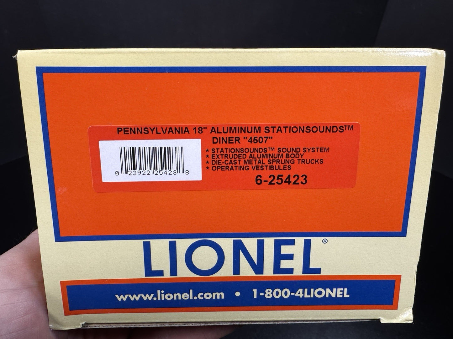 Lionel 6-25423 Pennsylvania PRR 18" aluminum StationSounds diner car #4507 LNIB15