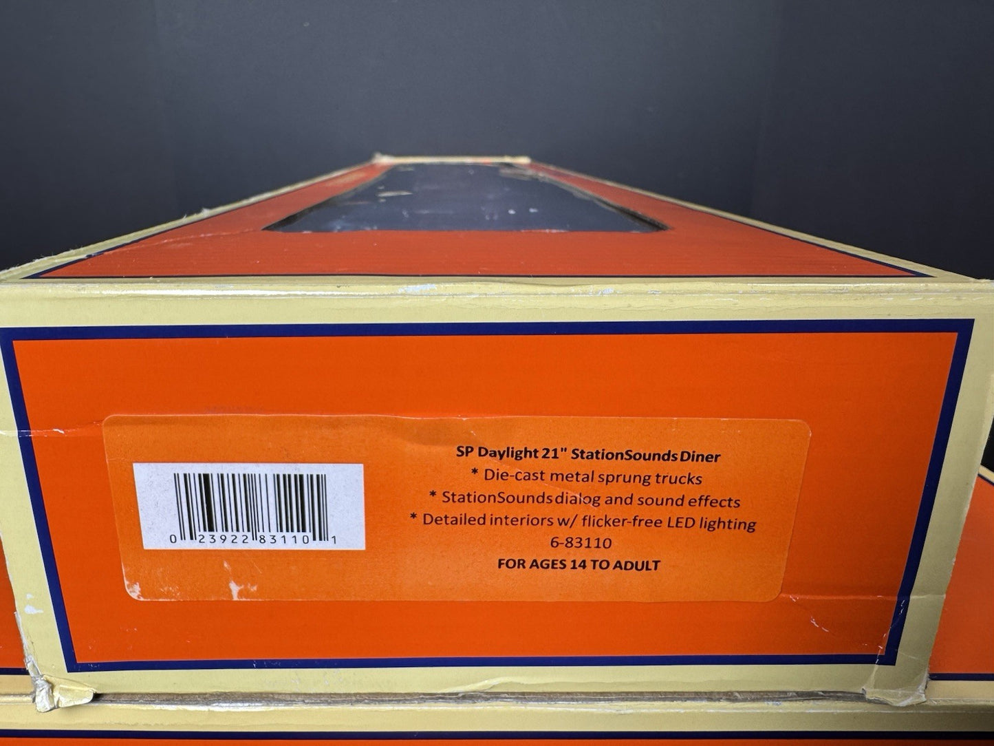 Lionel 6-83102 & 6-83107 & 6-83110 Southern Pacific 21" passenger 7-car set LNIB4