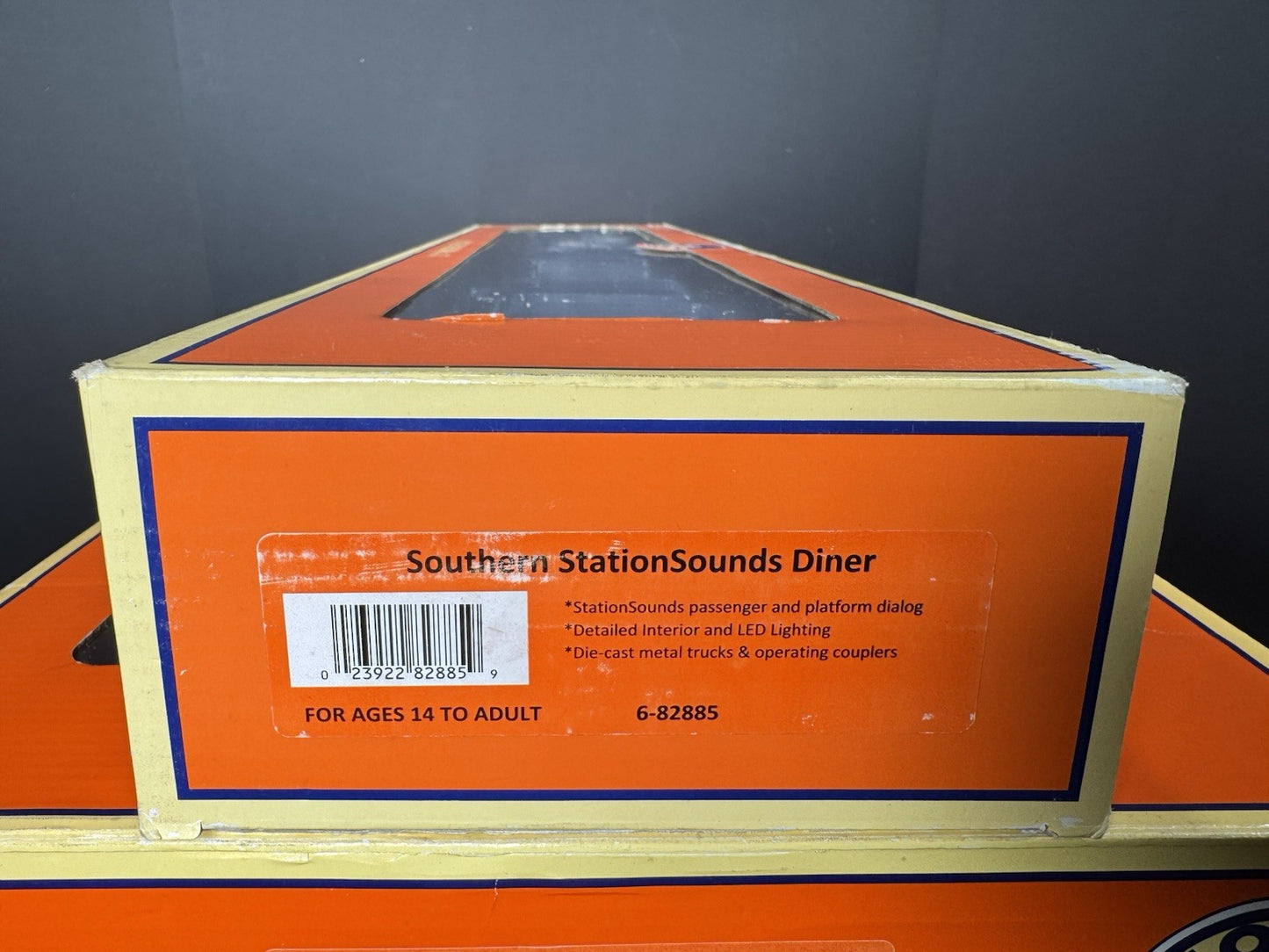 Lionel 6-82558 & 6-82563 & 6-82885 Southern 21" passenger 7-car set LNIB4