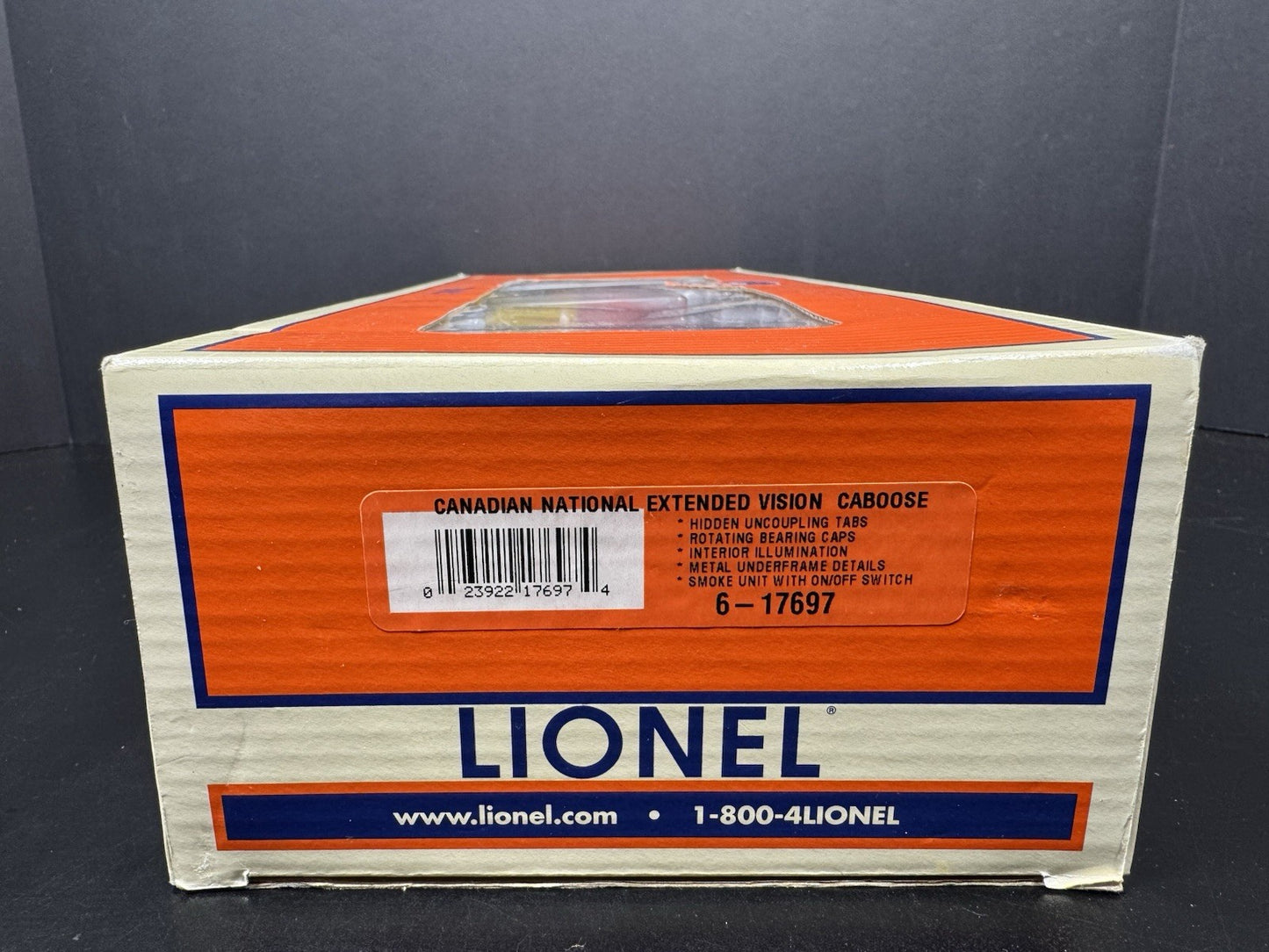 Lionel 6-17697 Canadian National CN extended vision smoking caboose #78128 LNIB11