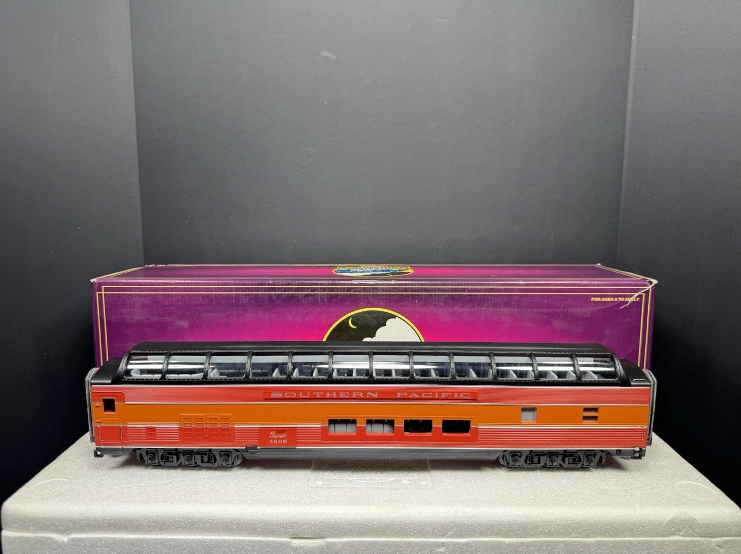 MTH 20-6717 Southern Pacific SP 70' full-length vista dome passenger car LNIB
