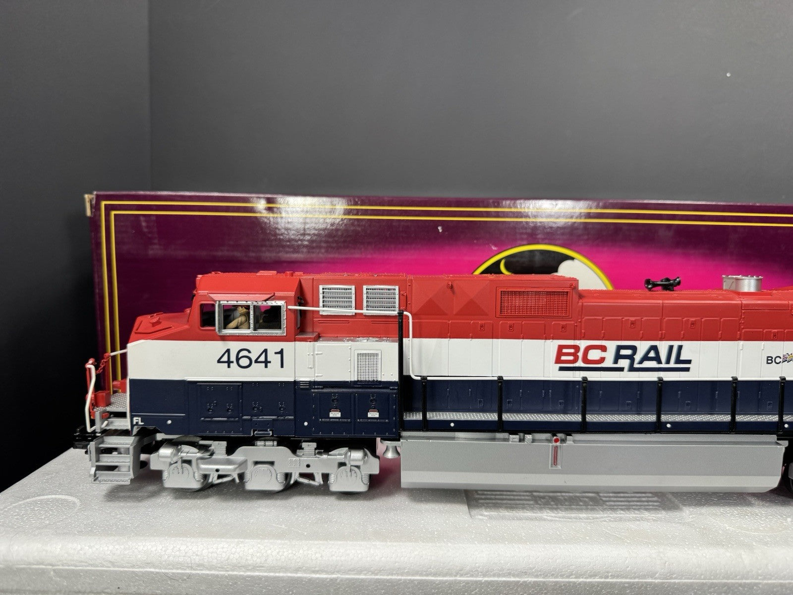 MTH 20-2429-3 BC Rail Dash-9 nonpowered diesel engine #4641 LNIB2