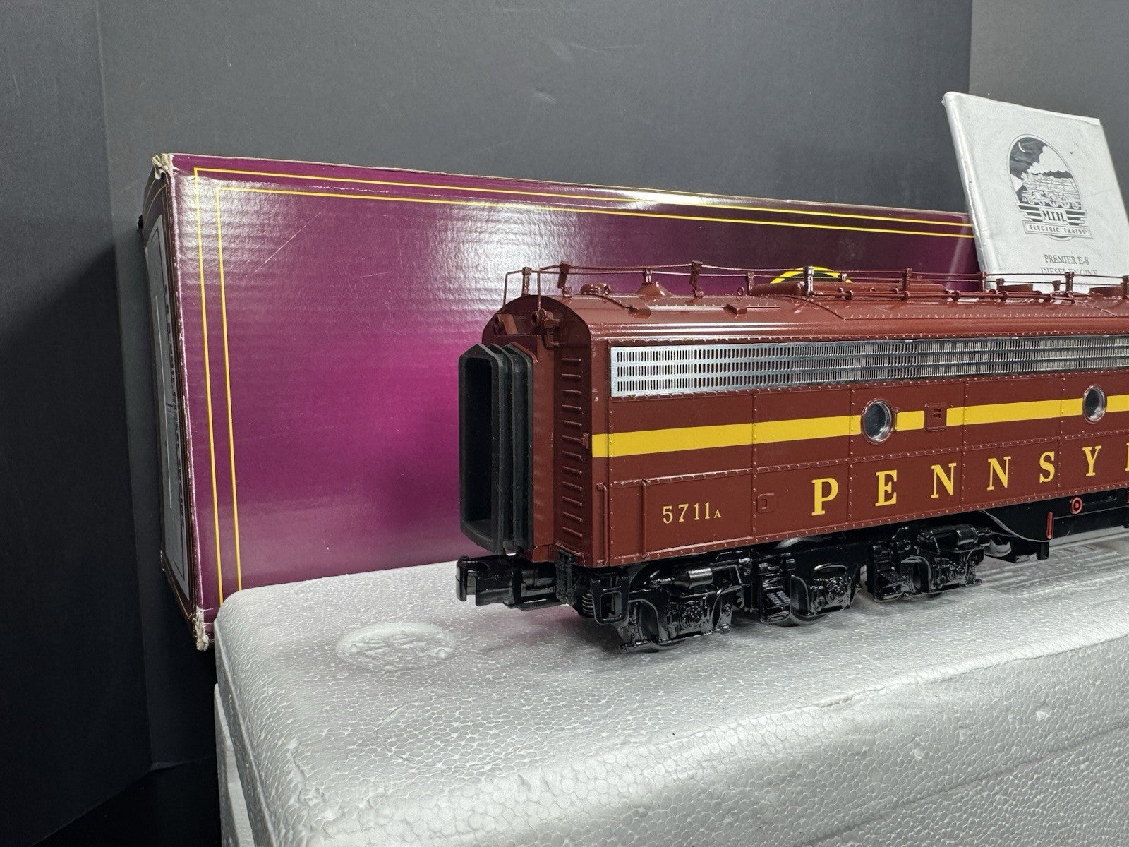 MTH 20212541 Pennsylvania PRR E8 diesel engine #5711 PS3 EX6