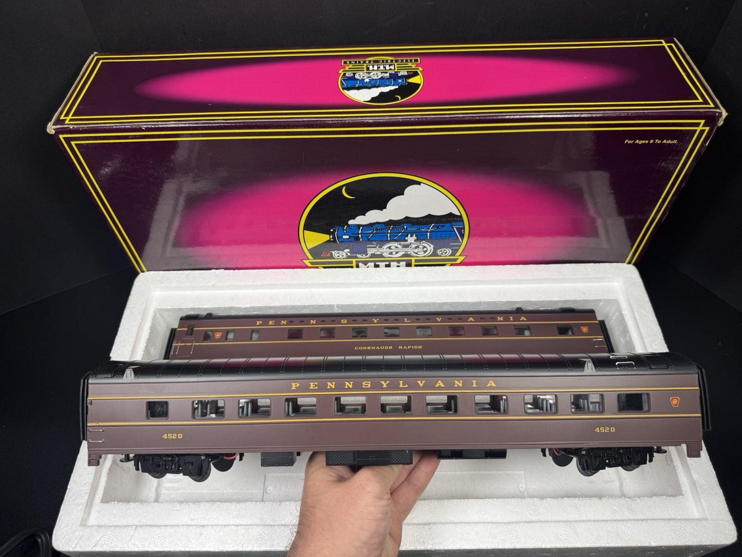 MTH 20-6657 Pennsylvania PRR 70' streamlined sleeper / diner 2-car set LNIB2