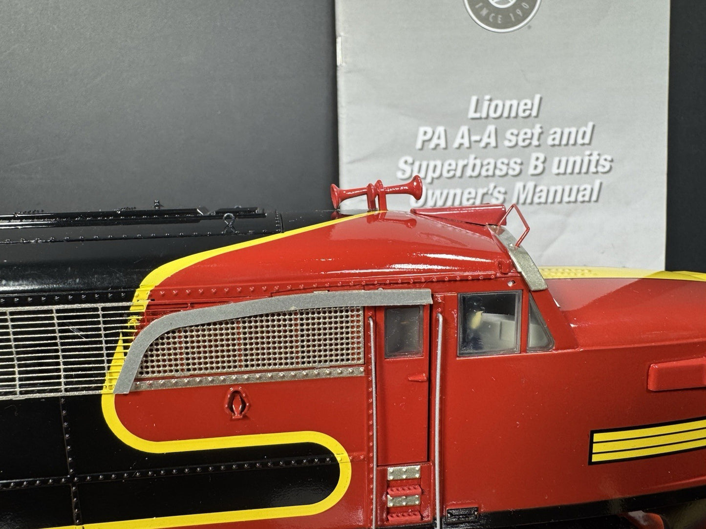 Lionel LEGACY 1933640 Santa Fe Black Bonnet PA diesel engine ABA set EX VHTF11