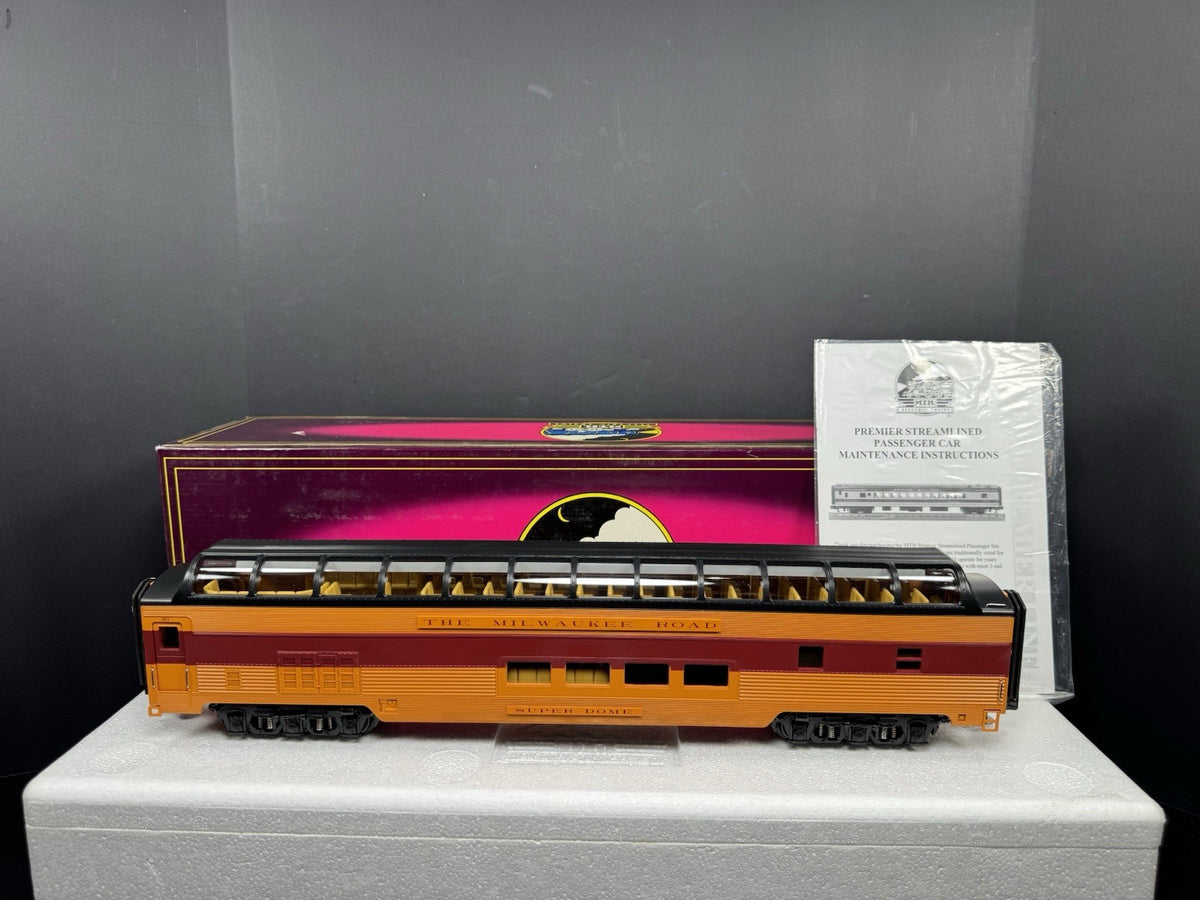 MTH 20-67025 Milwaukee Road 70' full-length vista dome passenger car LNIB0