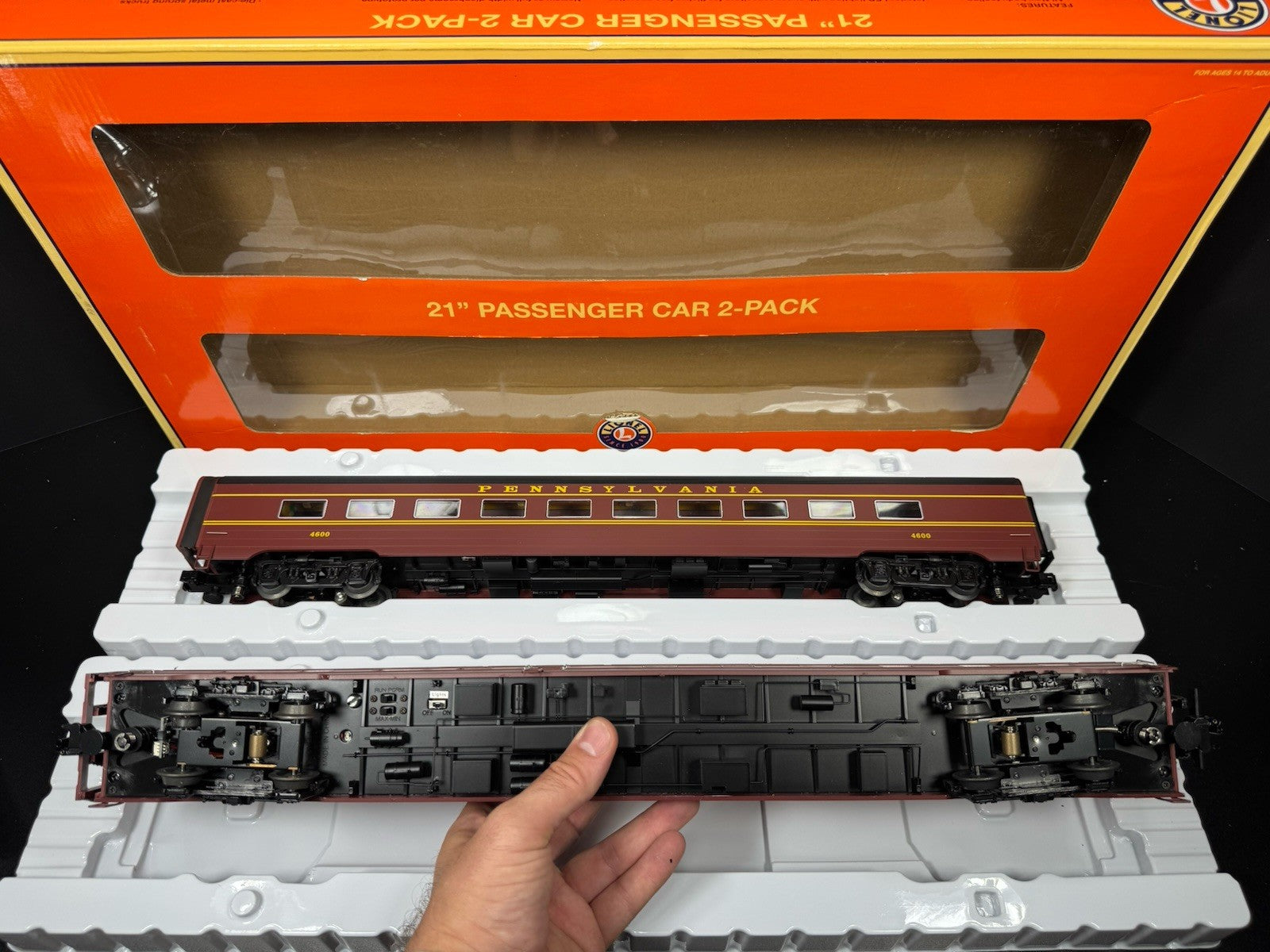 Lionel 6-83002 PRR Broadway Limited 21" StationSounds diner 2-car set LNIB2