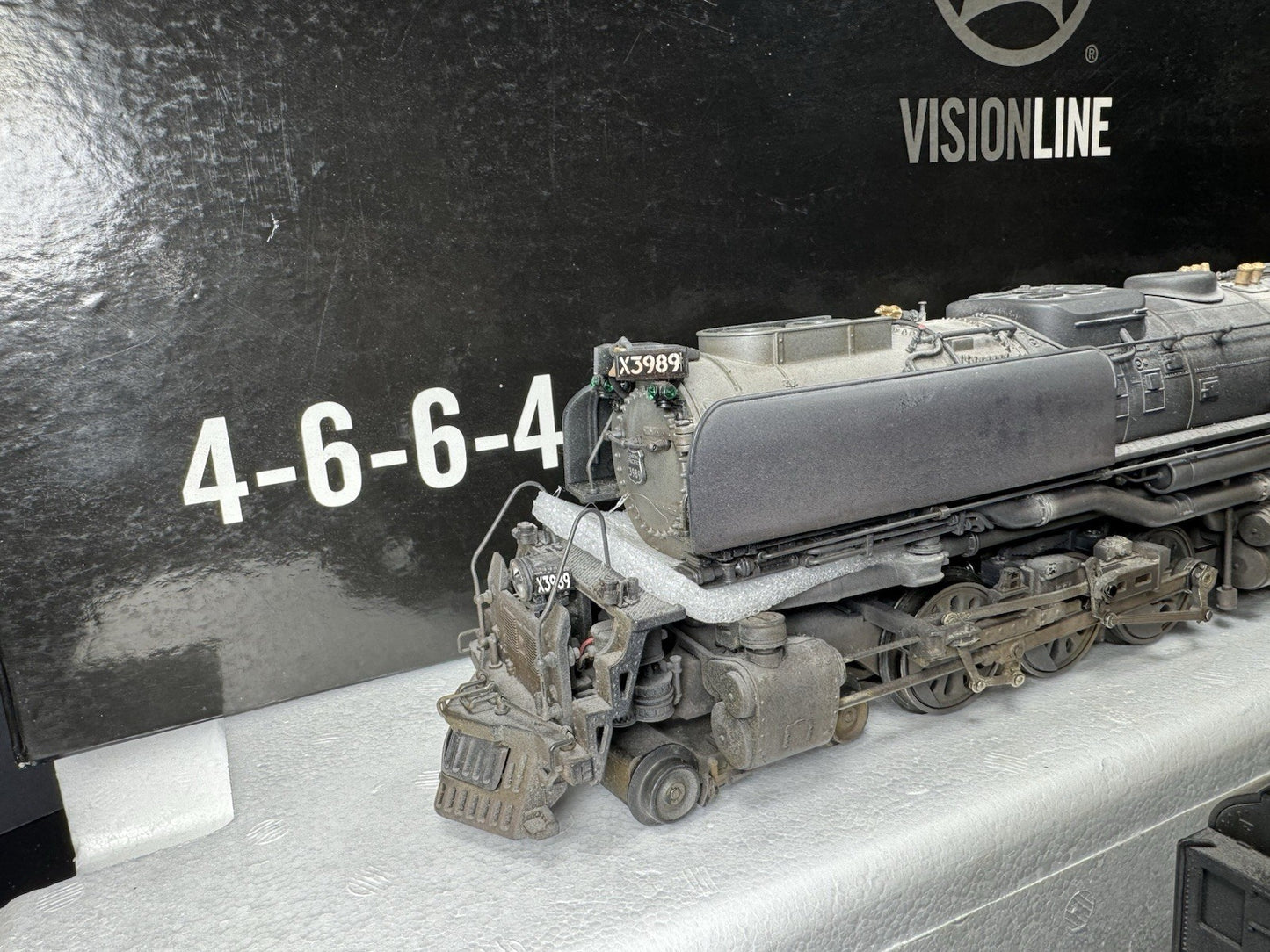 Lionel VISIONLINE 6-11220 Union Pacific 4-6-6-4 Challenger steam engine #3989 LN1