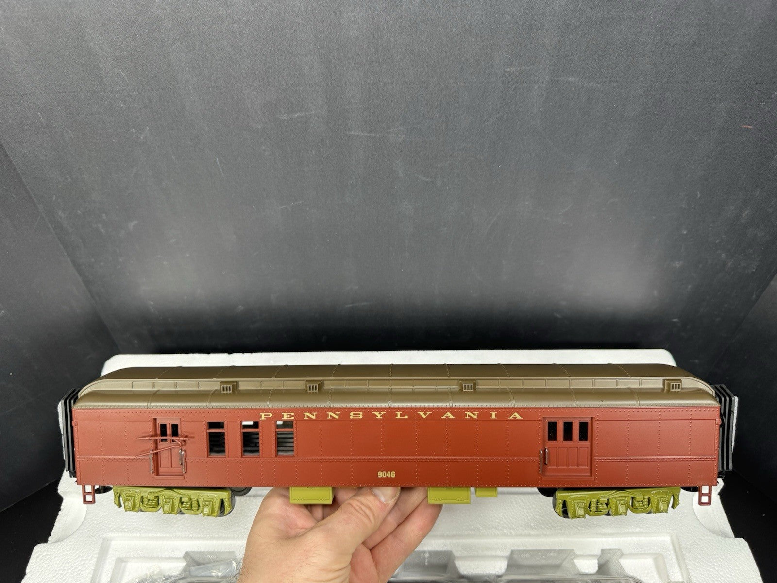 MTH RailKing 30-69064 Pennsylvania PRR 60' Madison passenger 4-car set NIB3
