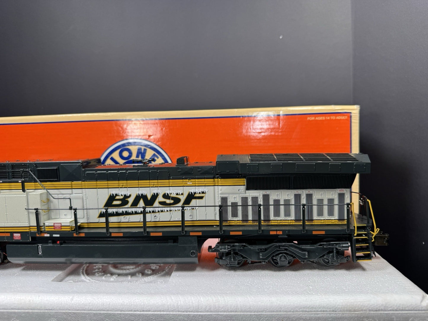 Lionel LEGACY 6-31783 BNSF Ice Cold Express AC6000 diesel engine #32 EX3