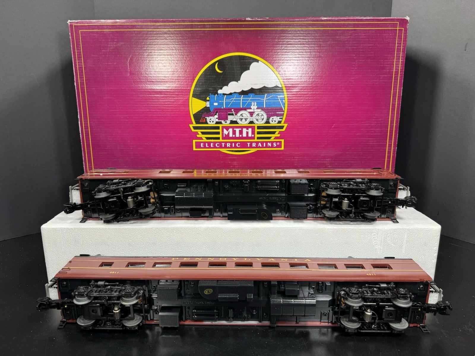 MTH 2064096 Pennsylvania PRR 70' sleeper diner passenger 2car set LNIB10