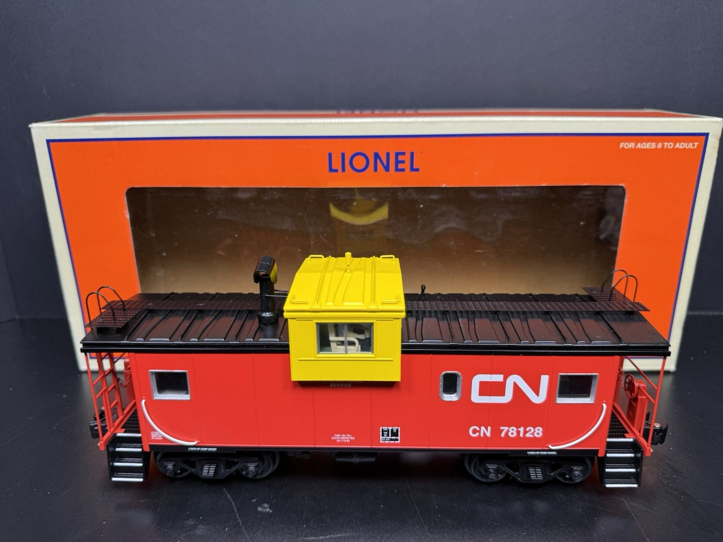Lionel 6-17697 Canadian National CN extended vision smoking caboose #78128 LNIB2