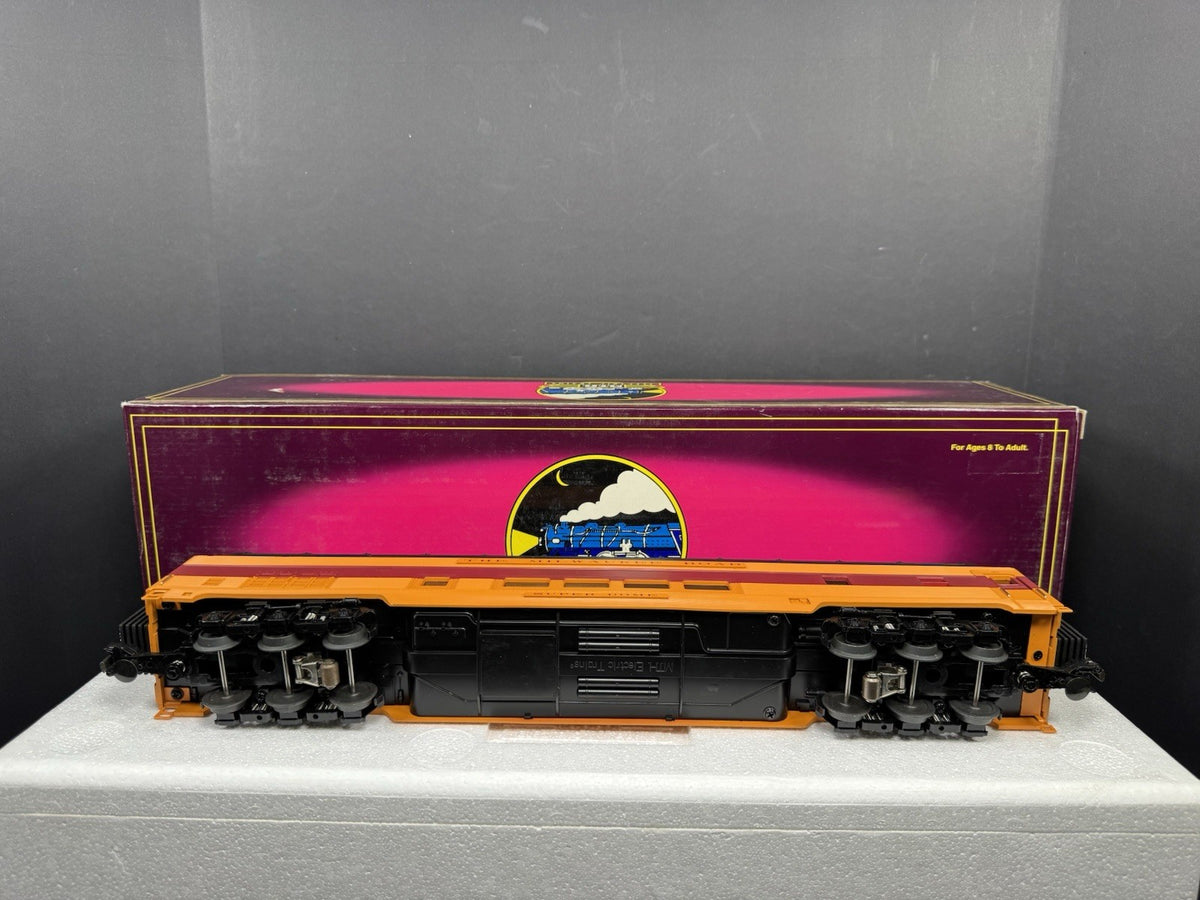 MTH 20-67025 Milwaukee Road 70' full-length vista dome passenger car LNIB10
