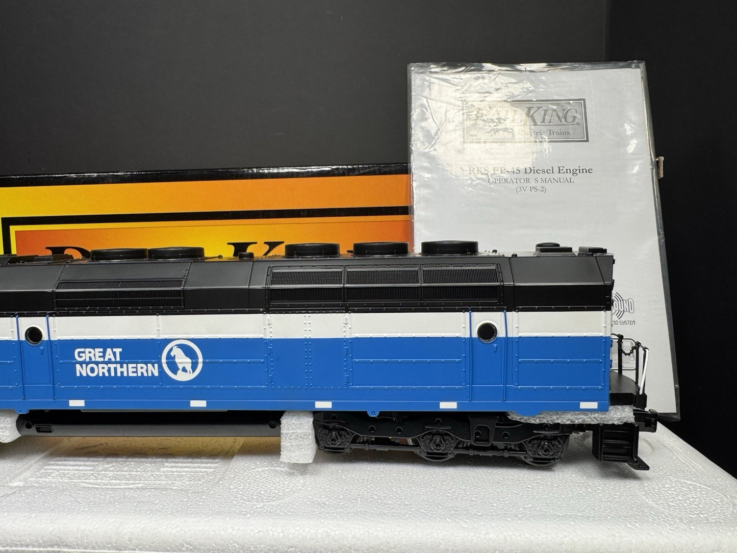 MTH RailKing 30-2459-1 Great Northern GN FP45 diesel engine #427 PS2 BCR LNIB3