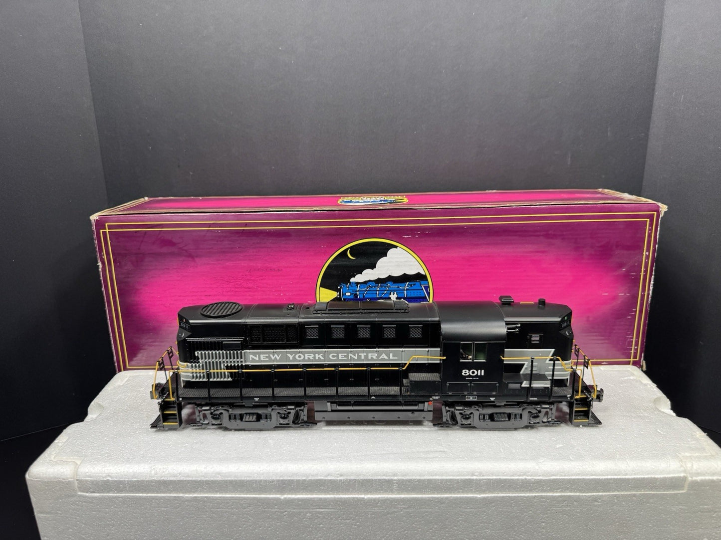 MTH 20-20213-1 New York Central NYC RS-11 high hood diesel engine #8011 PS3 EX5