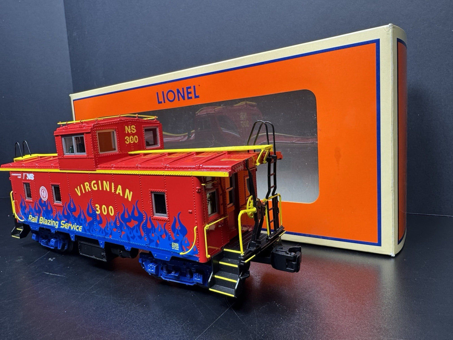 Lionel 6-27630 NS heritage Virginian CA-4 smoking caboose #300 LNIB4
