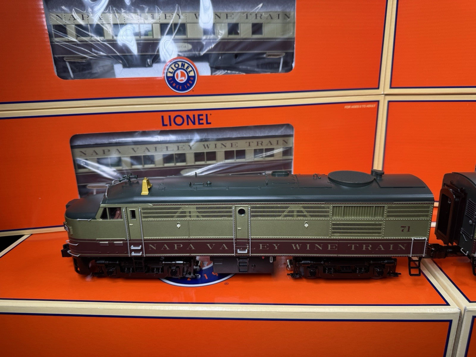 Lionel 6-31737 TMCC Napa Valley Wine Train Alco passenger set LNIB VHTF3