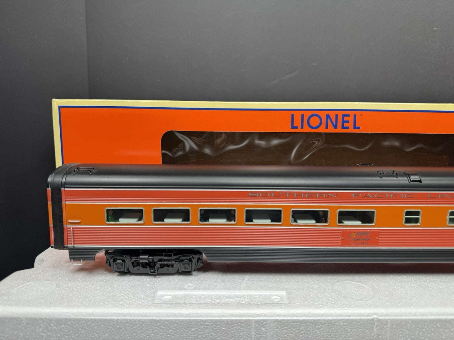 Lionel 6-25419 Southern Pacific 18" aluminum StationSounds diner car #10200 LNIB2