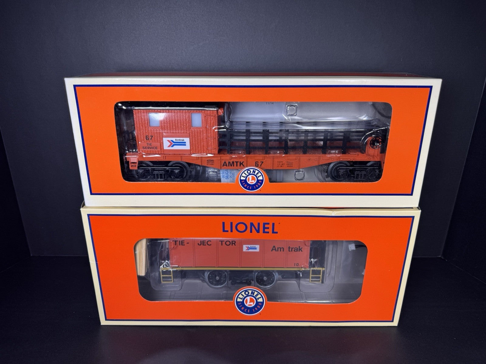 Lionel  6-81448 6-82095 Amtrak command control tie-jector & tie work car LNIB0
