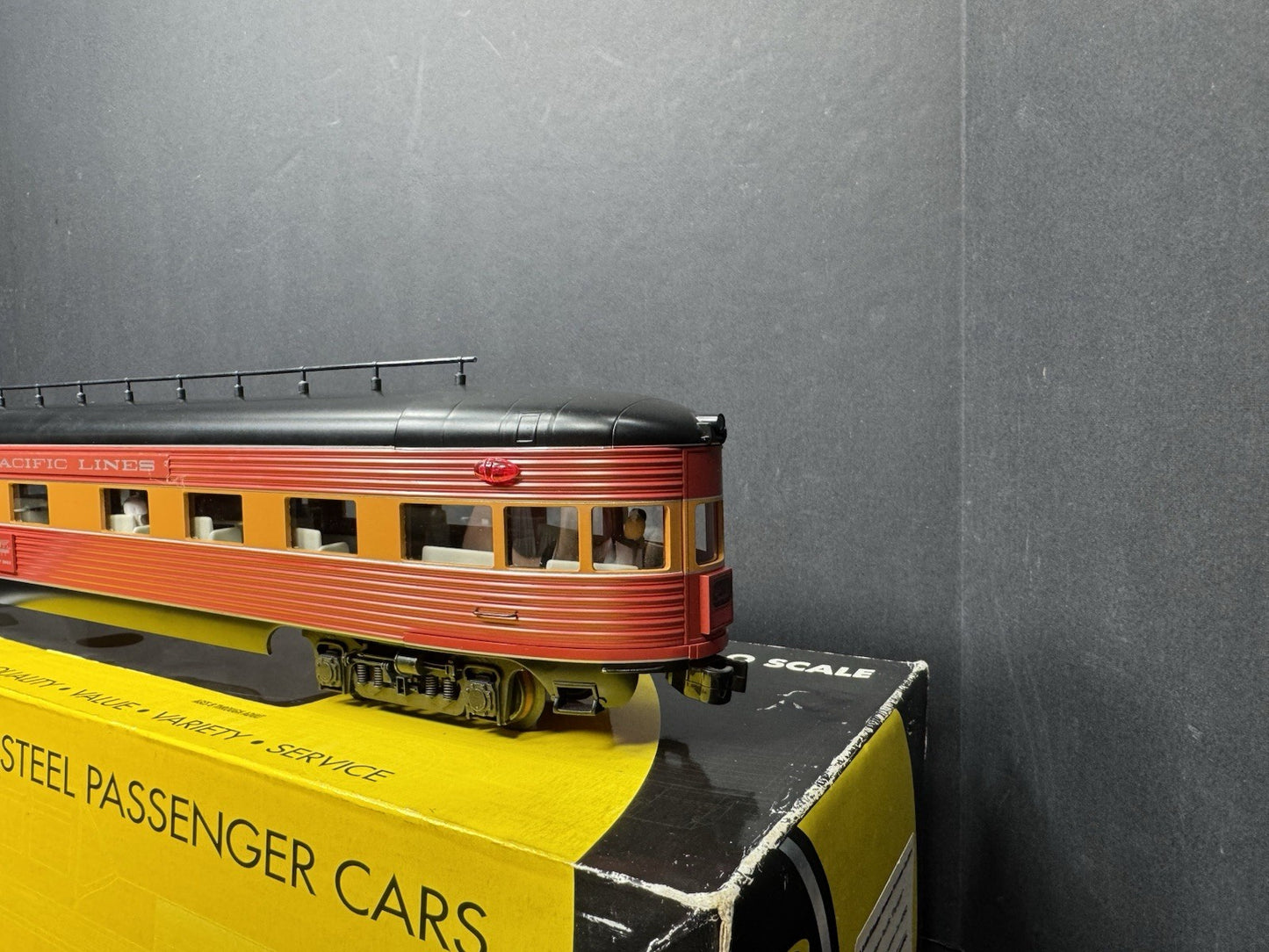 K-Line K4688-42952 Southern Pacific SP 21" aluminum observation car #2952 LNIB4