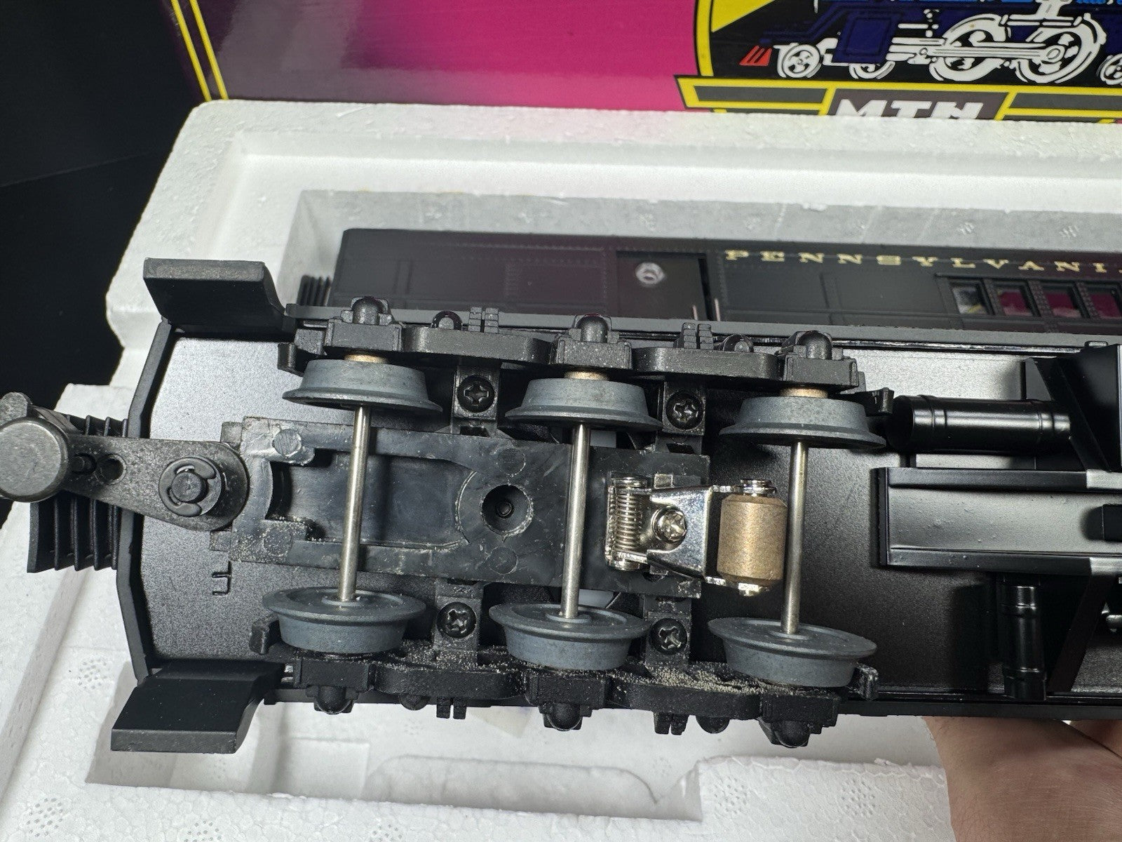 MTH 20-4132 Pennsylvania PRR 70' Madison combine / diner 2-car set LNIB4