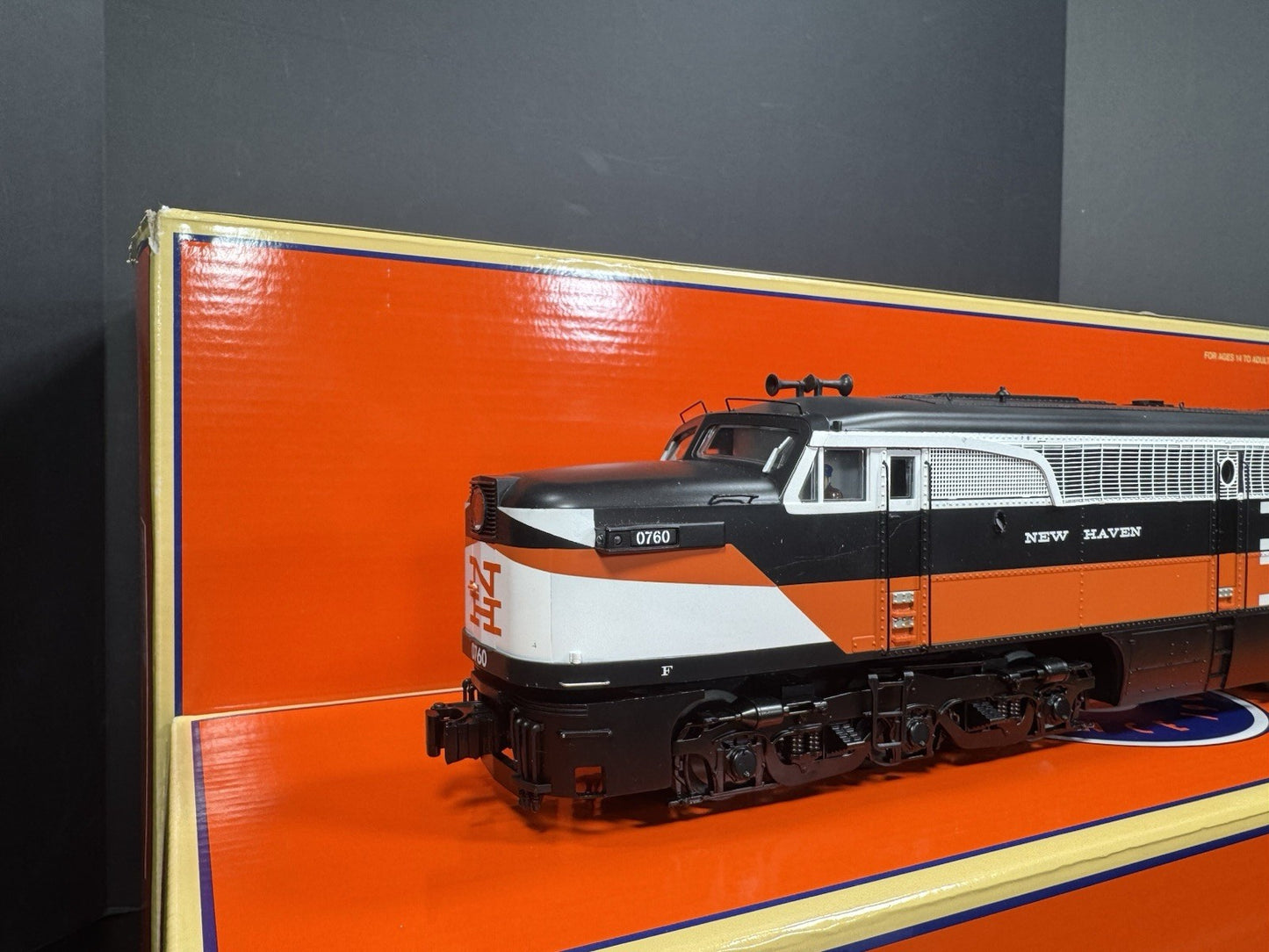 Lionel LEGACY 2133410 New Haven NH Alco PA diesel engine AA set LNIB1