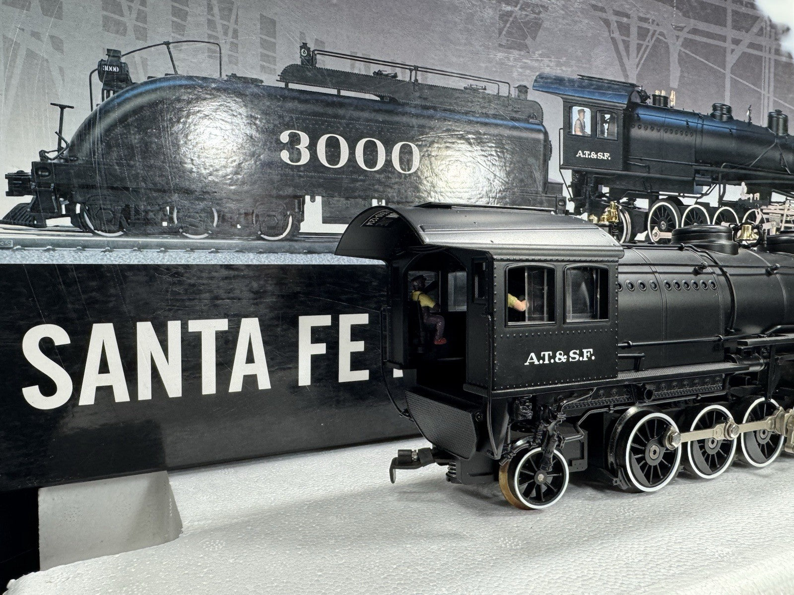Lionel VISIONLINE 6-11155 Santa Fe 2-10-10-2 steam engine #3000 EX4