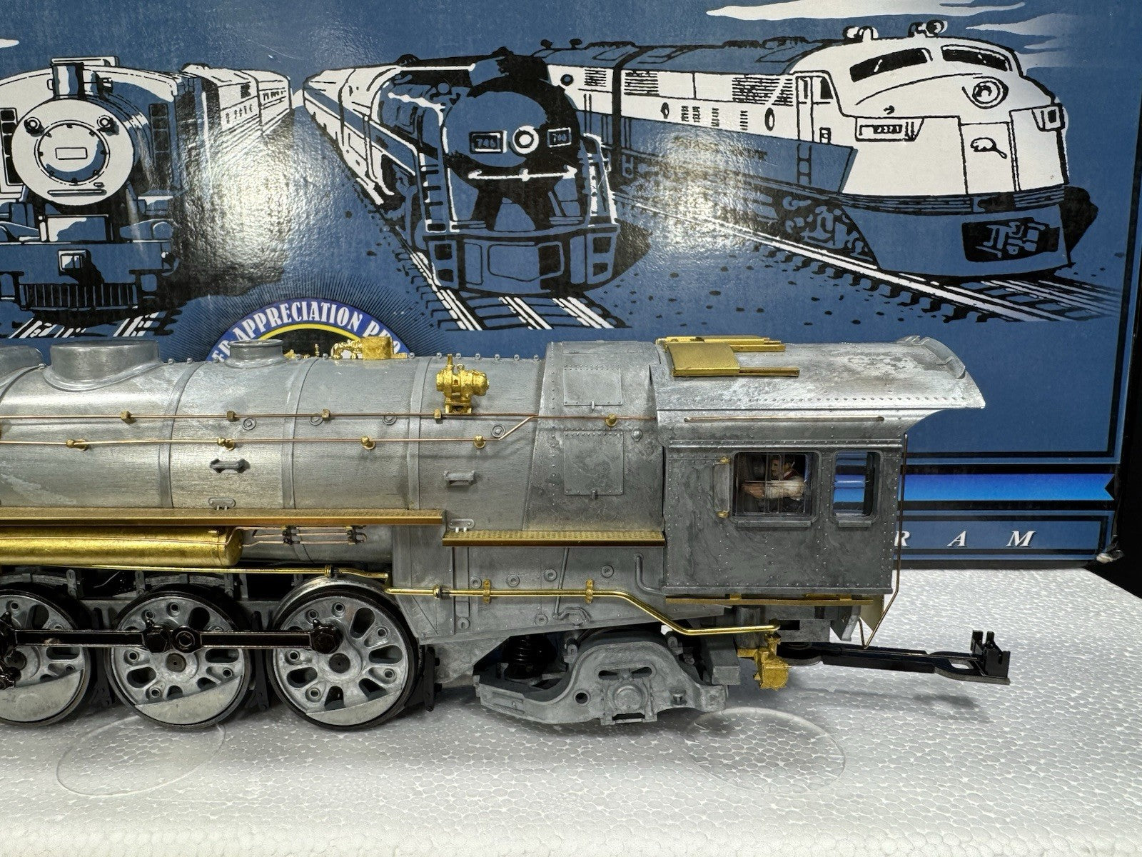45350454