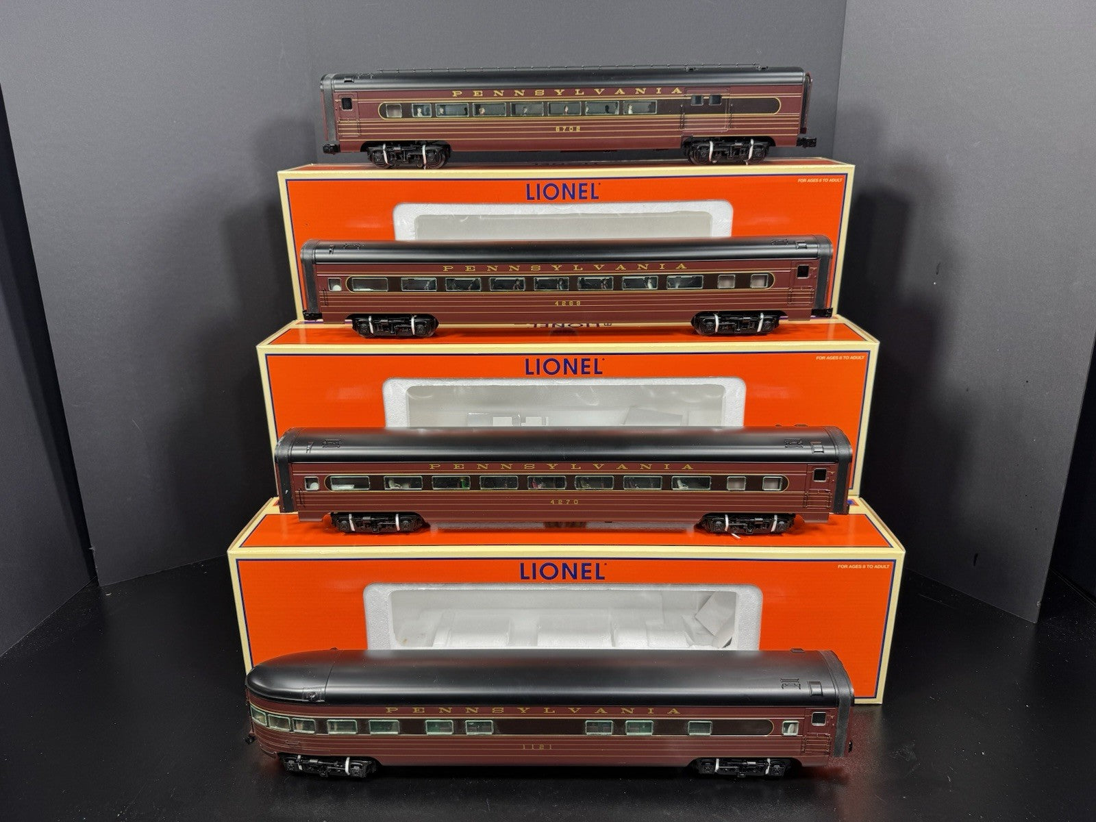 Lionel 6-29105 Pennsylvania PRR 18" aluminum passenger 4-car set LNIB3