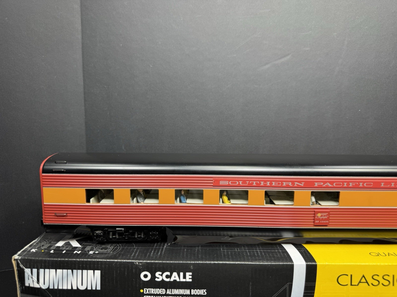 K-Line K4688-41040 Southern Pacific 21" aluminum coffee lounge car #10400 LNIB7