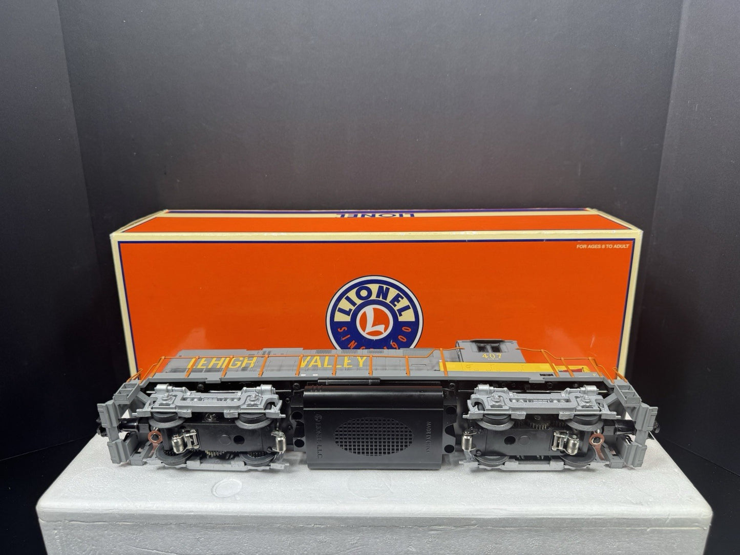 Lionel 6-28218 TMCC Lehigh Valley "Yellow Jacket" C-420 diesel engine #407 LNIB10