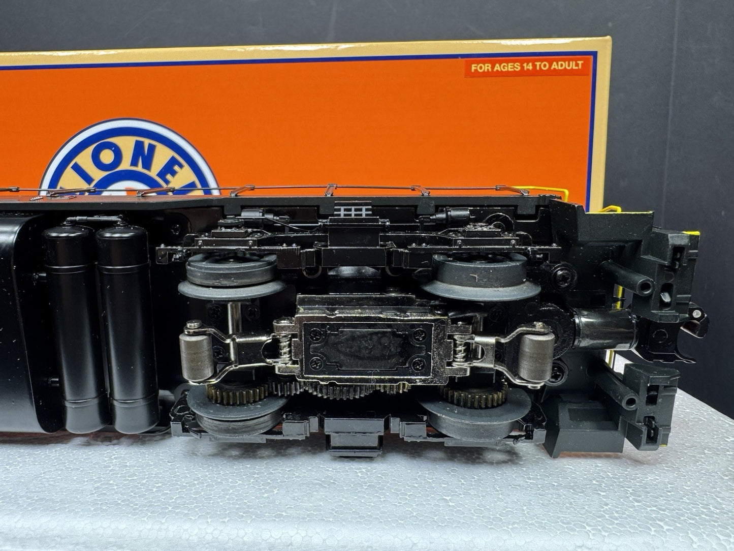 Lionel LEGACY 6-28573 Pennsylvania PRR GP7 diesel engine #8512 LNIB12