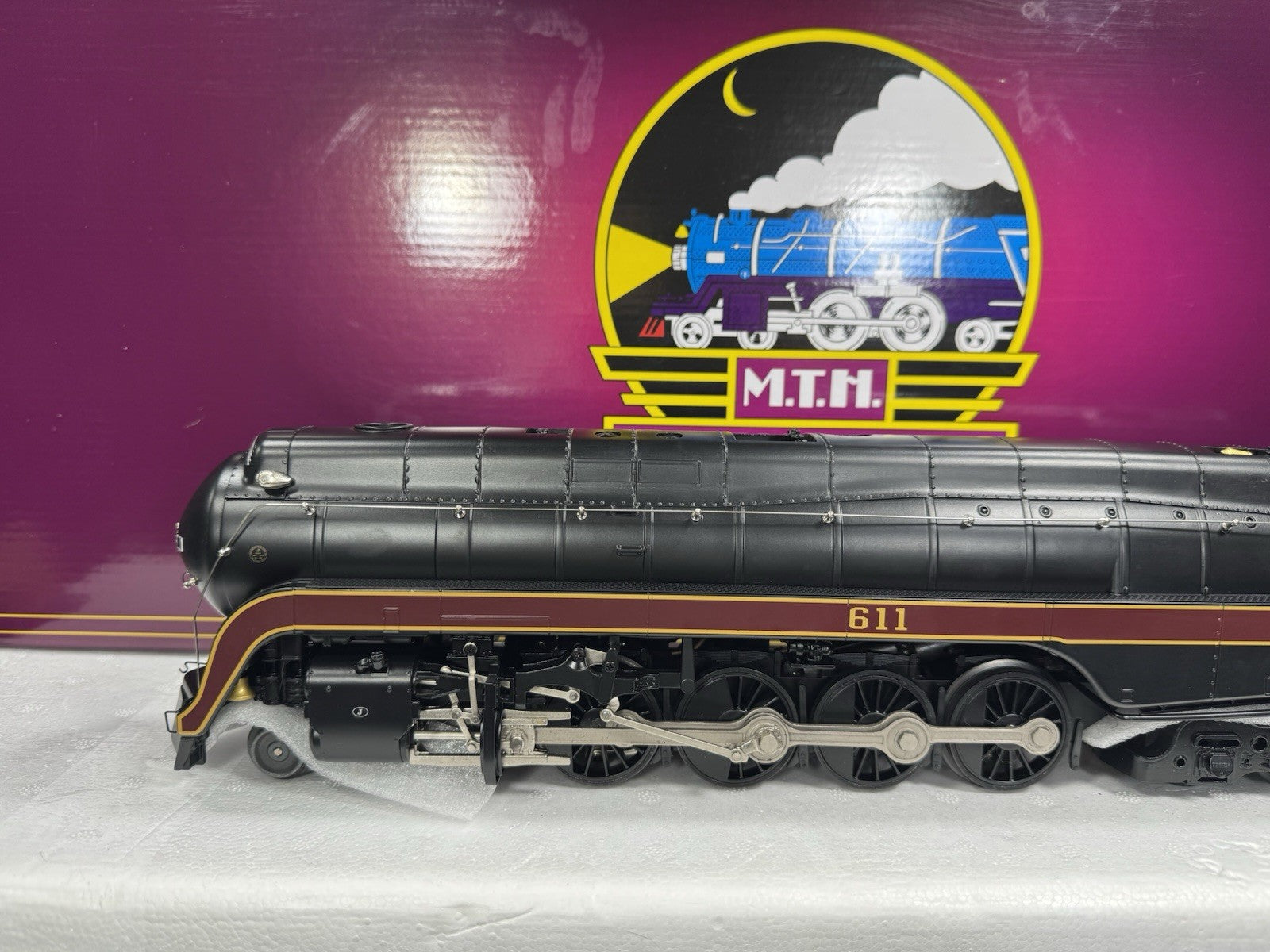 MTH 20-3947-1 Norfolk & Western N&W 4-8-4 J-class steam engine #611 PS3 LNIB2