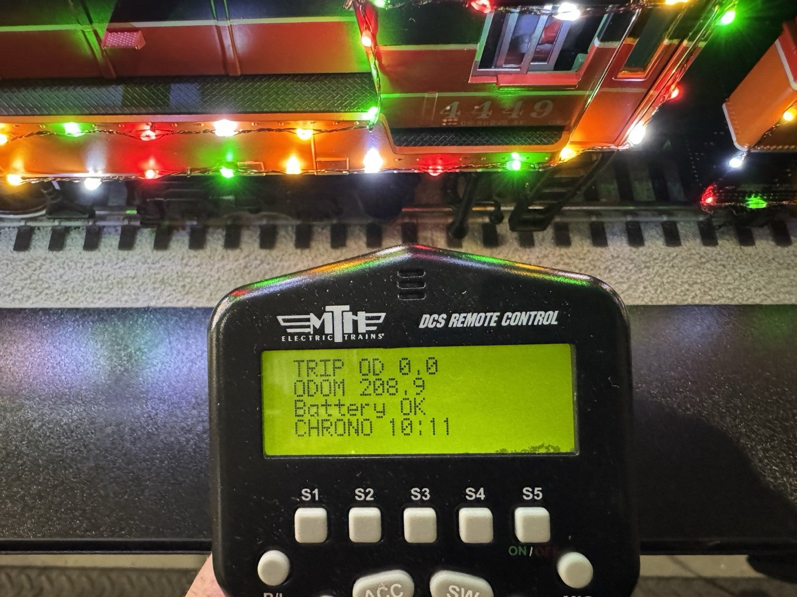 MTH 20-3758-1 SP daylight GS-4 steam engine w Christmas LED lights #4449 PS3 LN13