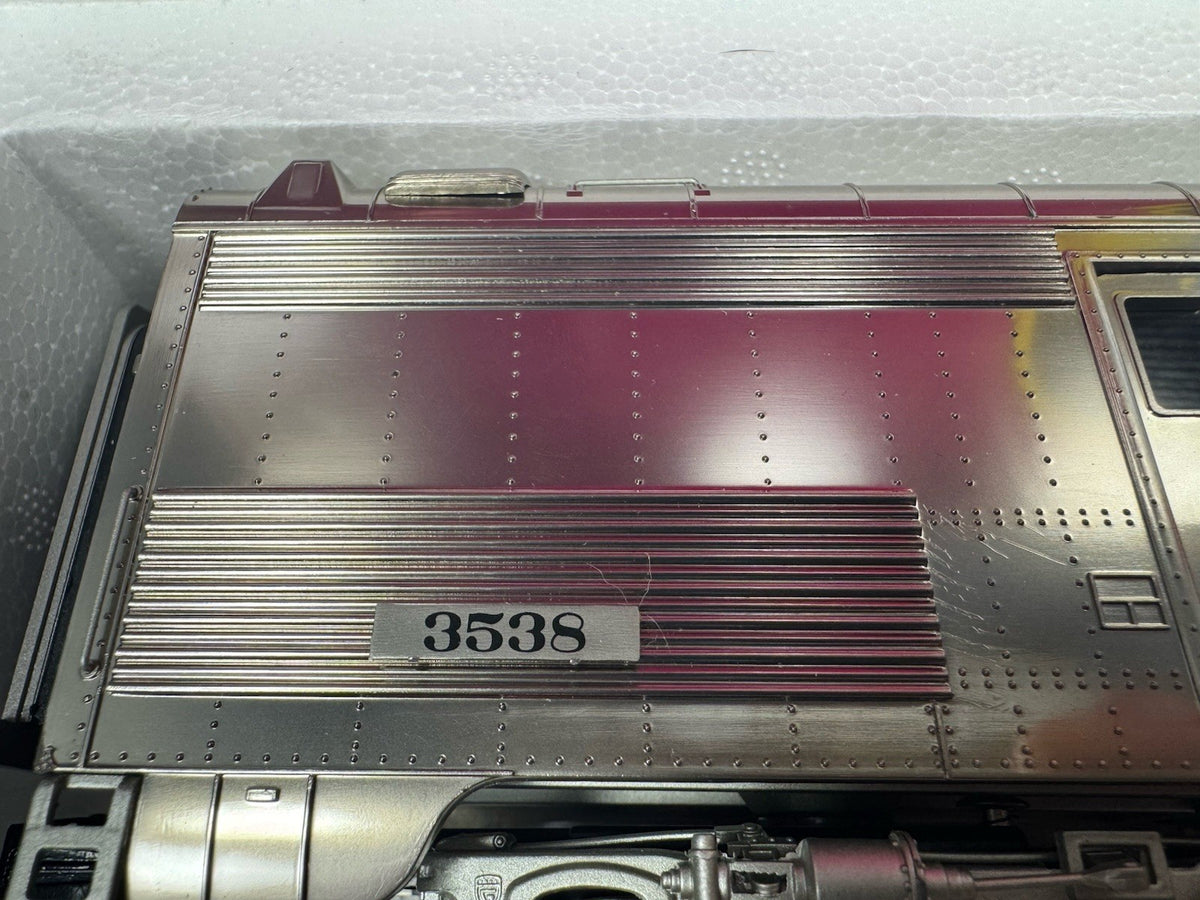 MTH 20-64117 Santa Fe plated 70' streamlined baggage coach 2-car set EX3