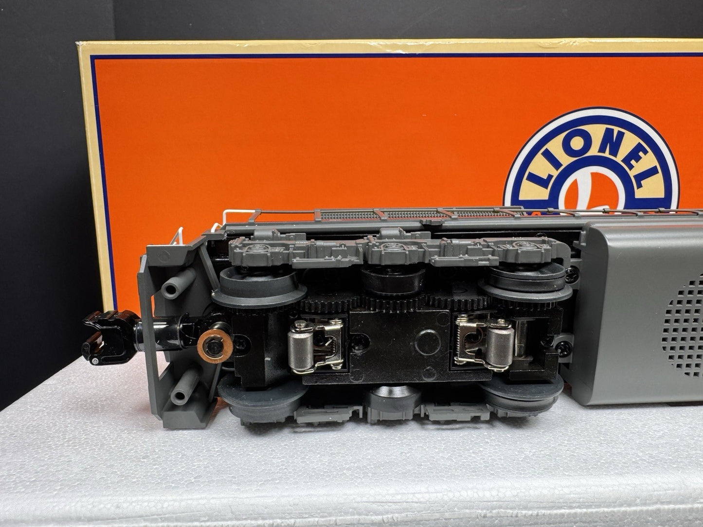 Lionel 6-28274 TMCC Union Pacific UP SD-90 diesel engine #8048 LNIB12