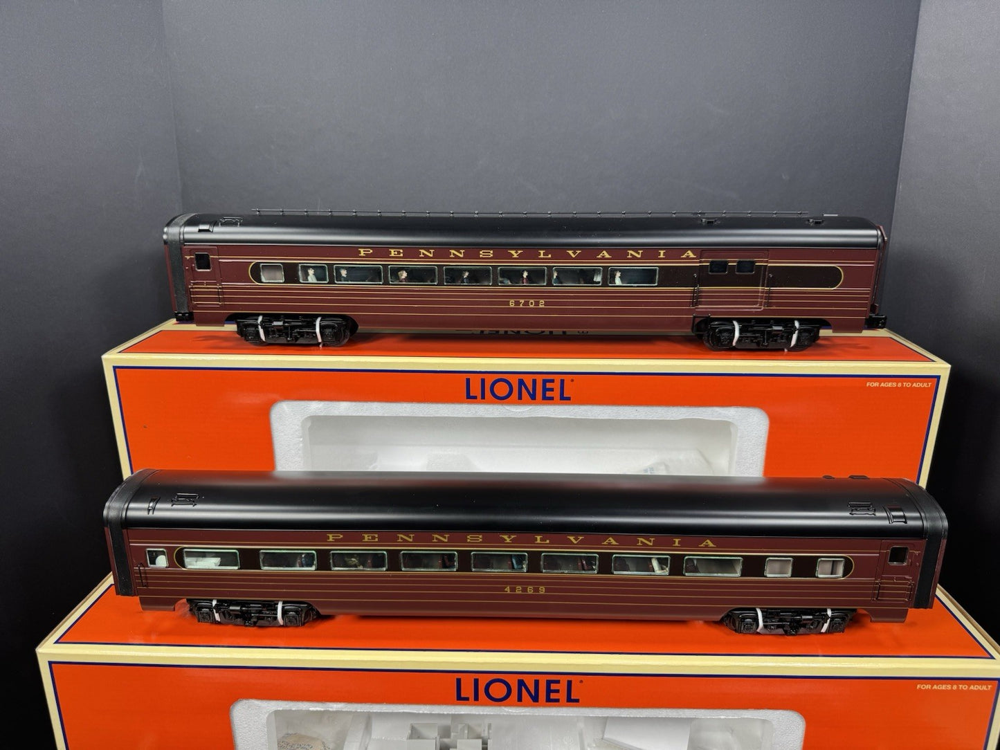Lionel 6-29105 Pennsylvania PRR 18" aluminum passenger 4-car set LNIB4