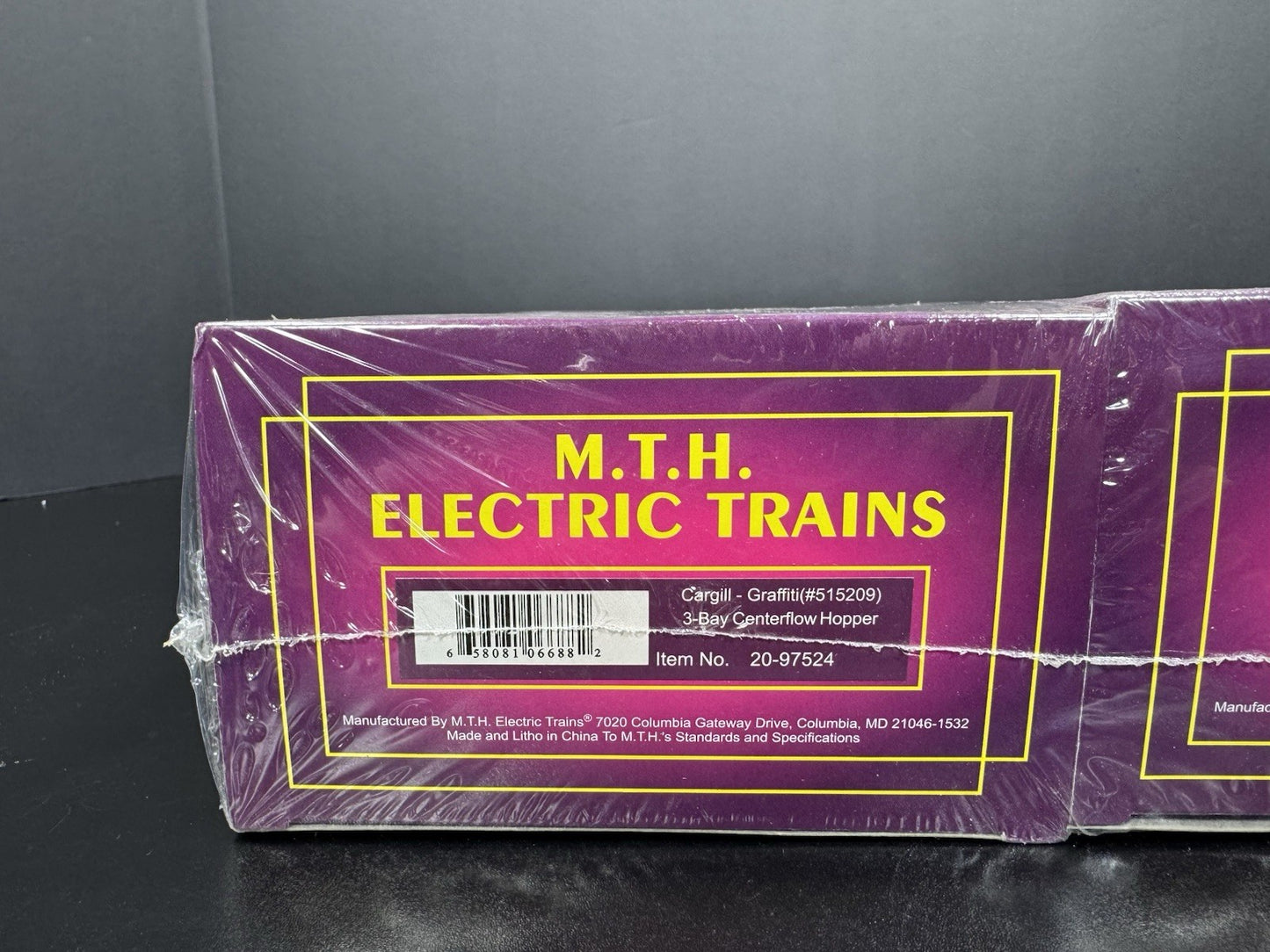 MTH 20-97524 Cargill 3-bay centerflow hopper car with graffiti 2-pack NIB6