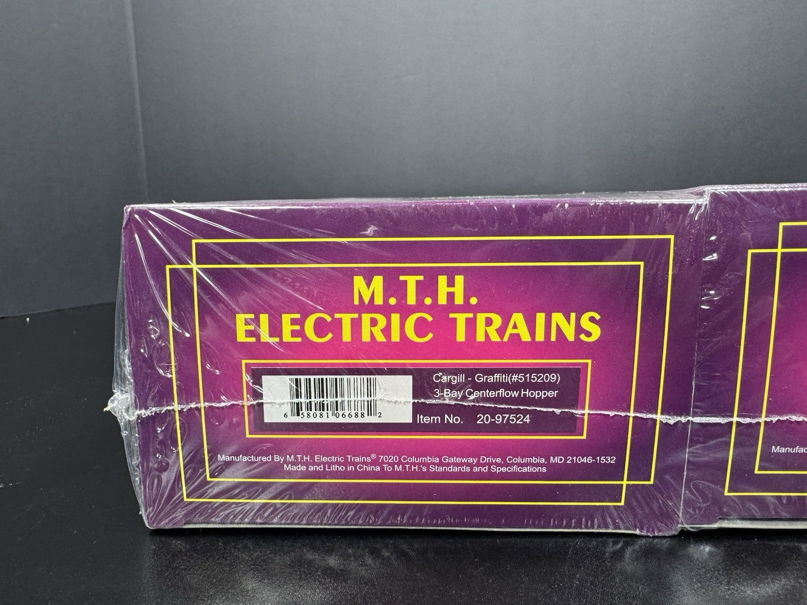 MTH 20-97524 Cargill 3-bay centerflow hopper car with graffiti 2-pack NIB6