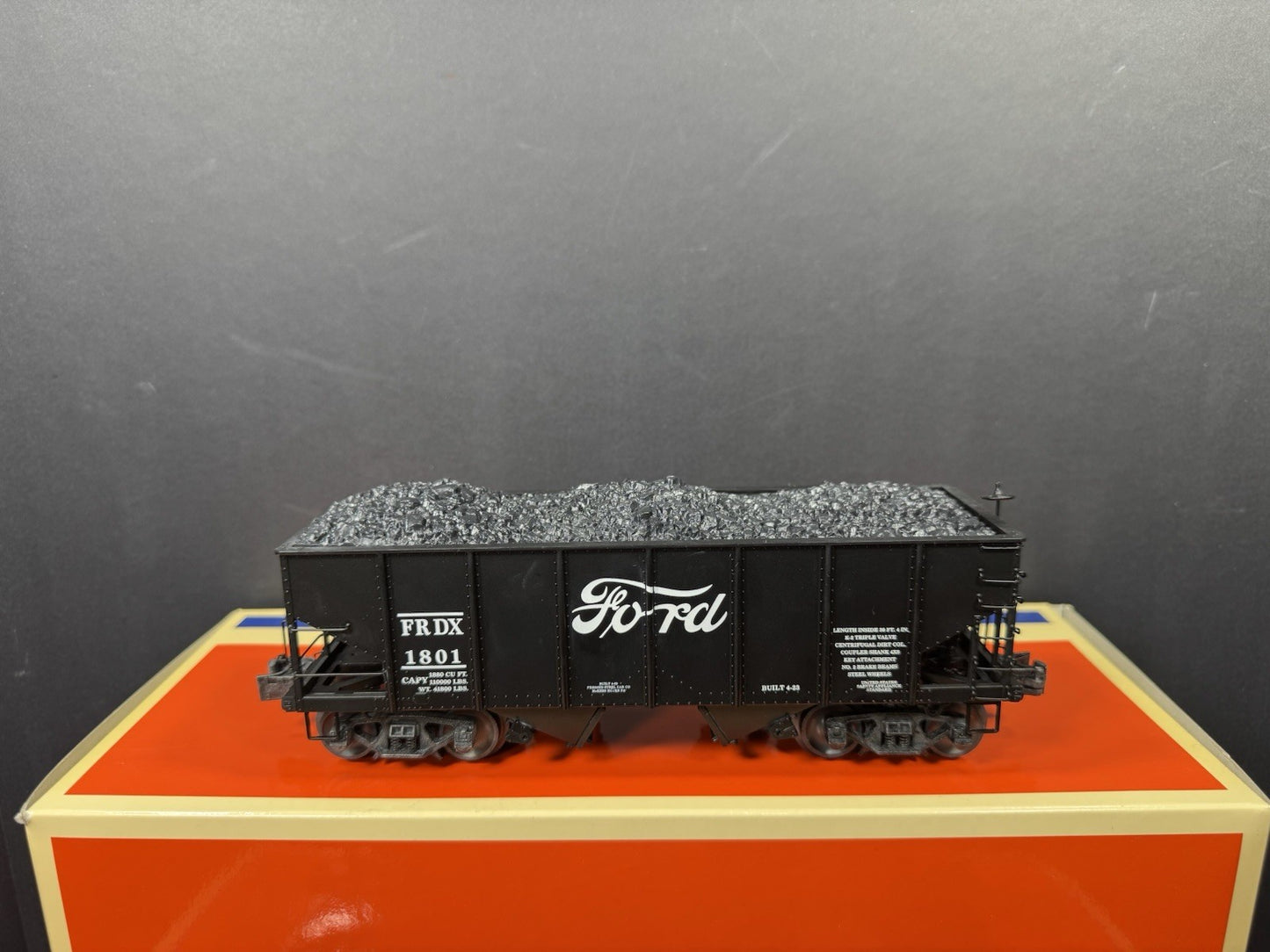 Lionel 2026950 Ford 2-bay hopper car with coal load 3-pack LNIB1