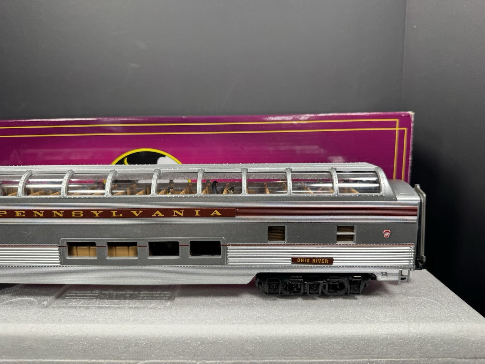 MTH 20-64066 Pennsylvania PRR 70' full vista dome passenger car LNIB8