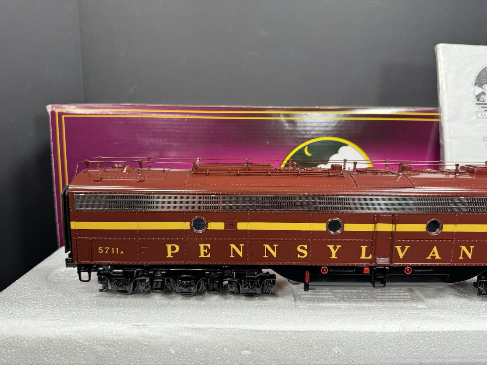MTH 20212541 Pennsylvania PRR E8 diesel engine #5711 PS3 EX7
