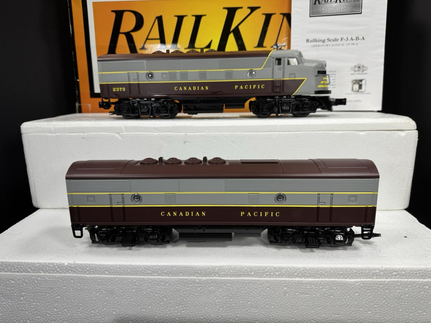 MTH RailKing 30-2628-1 Canadian Pacific F-3 diesel engine ABA set #2373 PS2 LNIB8