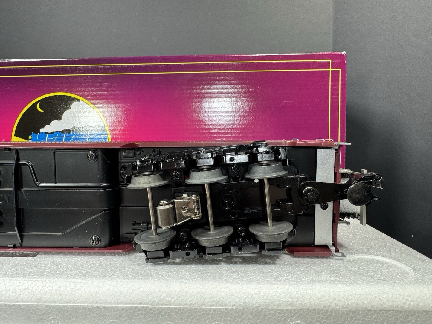 MTH 20-64176 Norfolk & Western N&W 70' full-length vista dome passenger car LNIB12