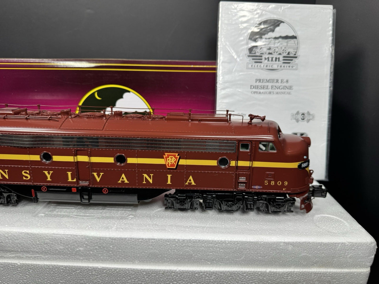 MTH 20212551 Pennsylvania PRR E8 diesel engine #5809 PS3 EX9