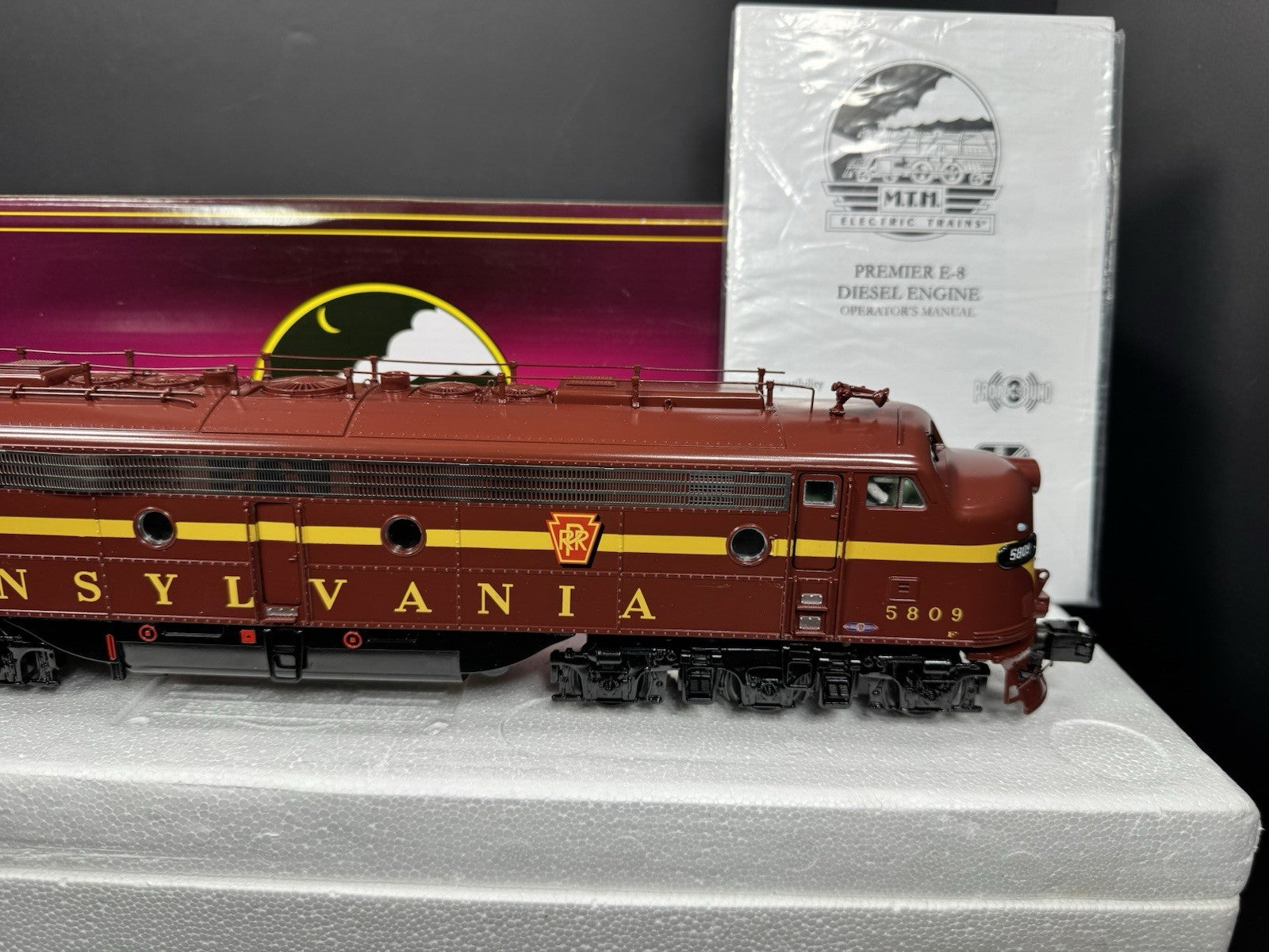 MTH 20212551 Pennsylvania PRR E8 diesel engine #5809 PS3 EX9