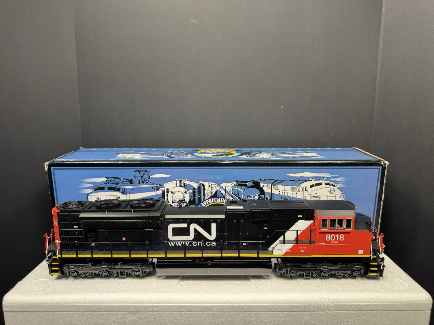 MTH 20-80006B Canadian National CN SD70-M diesel engine #8018 PS2 BCR LNIB4