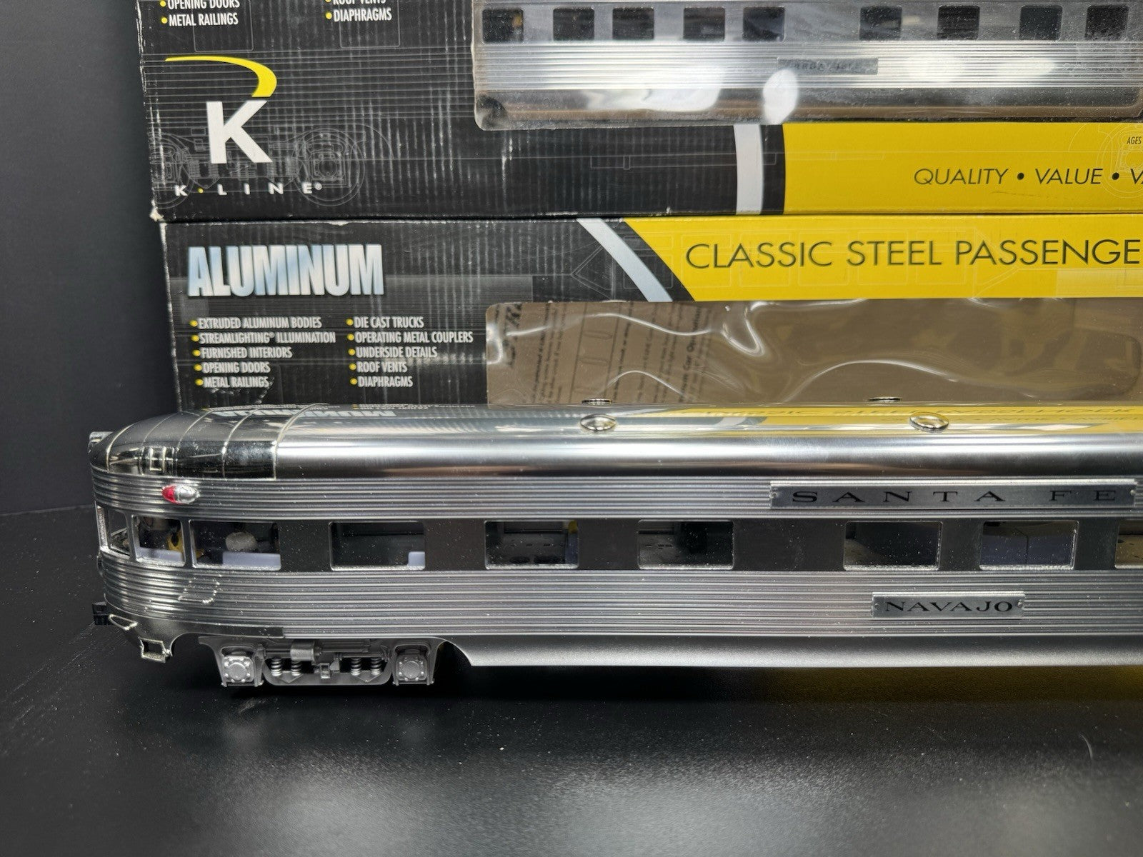 K-Line K-4630P Santa Fe Super Chief 21" aluminum passenger 4-car set LNIB7