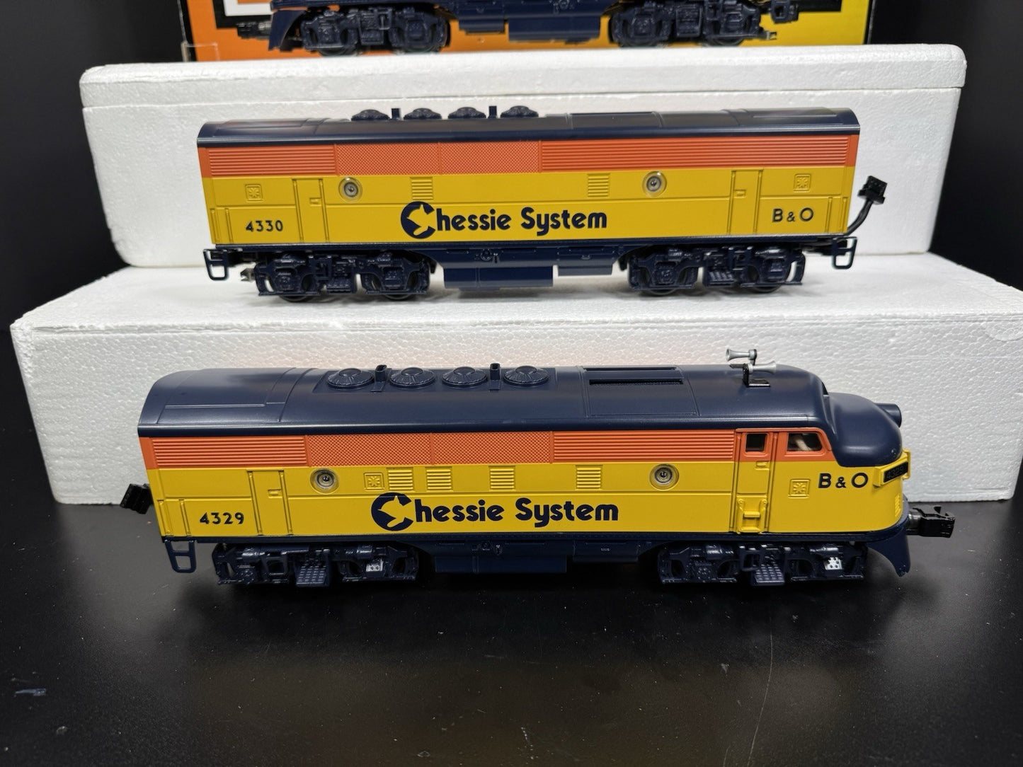 MTH RailKing 30-2716-1 B&O Chessie System F-3 diesel engine ABA set PS2 BCR7